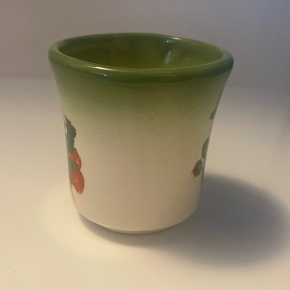 Vintage mug with strawberry - Picture 6 of 6